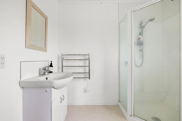 Photo of property in 58 Wainui Road, Raglan, 3225