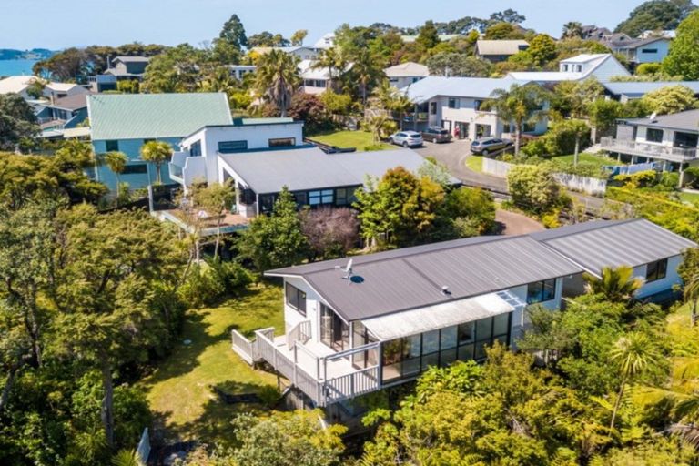 Photo of property in 60 Fidelis Avenue, Snells Beach, 0920