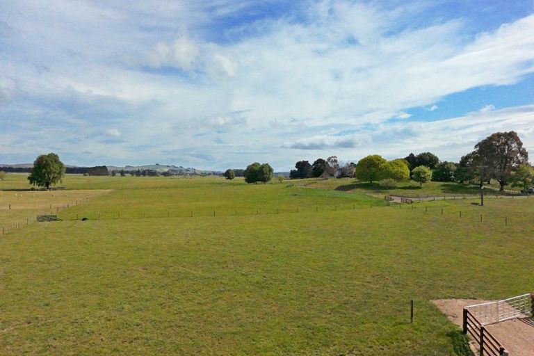 Photo of property in 96 Farm Road, Waipukurau, 4284