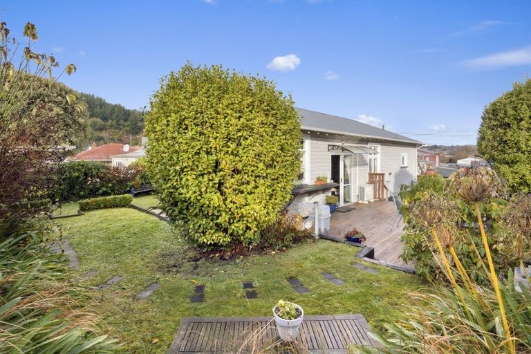 Photo of property in 16 Saint Albans Street, Bradford, Dunedin, 9011