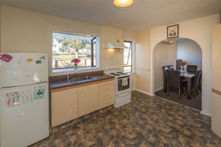 Photo of property in 35 Manurere Street, Hei Hei, Christchurch, 8042