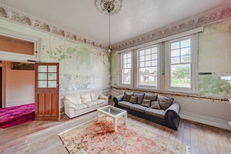 Photo of property in 71 Charlotte Street, Takapau, 4203