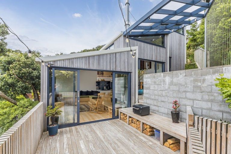 Photo of property in 58 Clarence Street, Brooklyn, Wellington, 6021