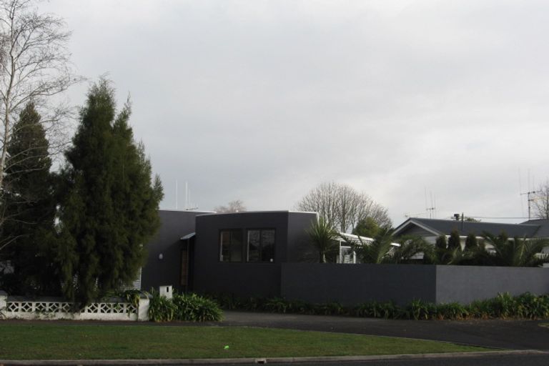 Photo of property in 28 Pinfold Avenue, Hamilton East, Hamilton, 3216