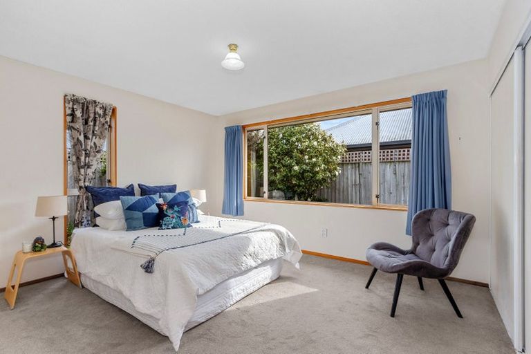 Photo of property in 35 Winton Street, St Albans, Christchurch, 8014