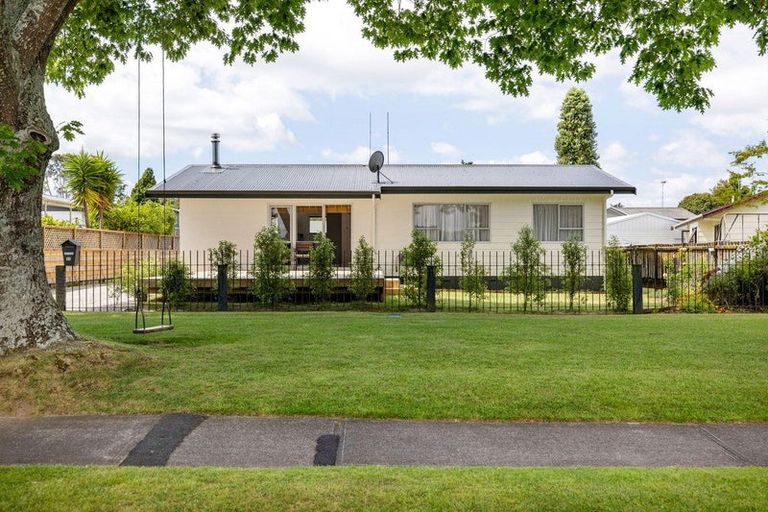 Photo of property in 11 Moore Street, Leamington, Cambridge, 3432