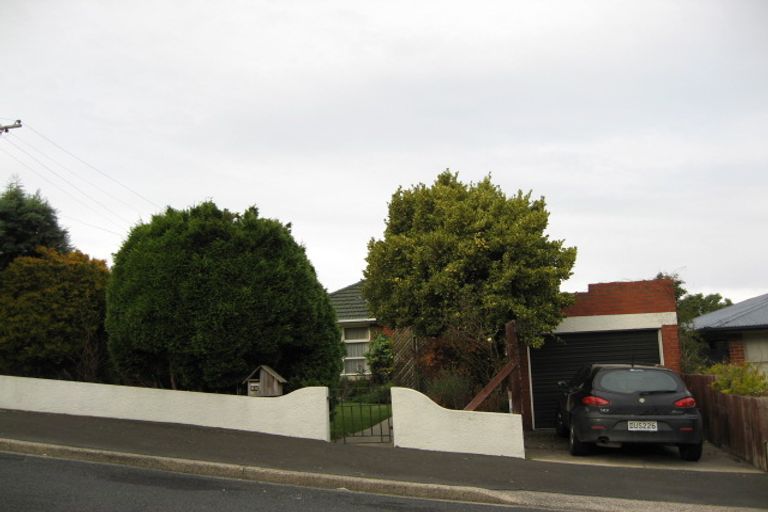Photo of property in 98 Preston Crescent, Belleknowes, Dunedin, 9011