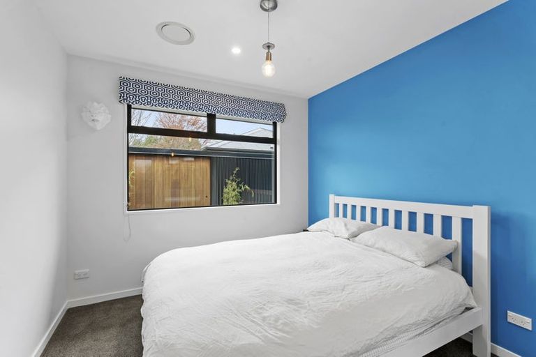 Photo of property in 46 Holiday Drive, Mairehau, Christchurch, 8052