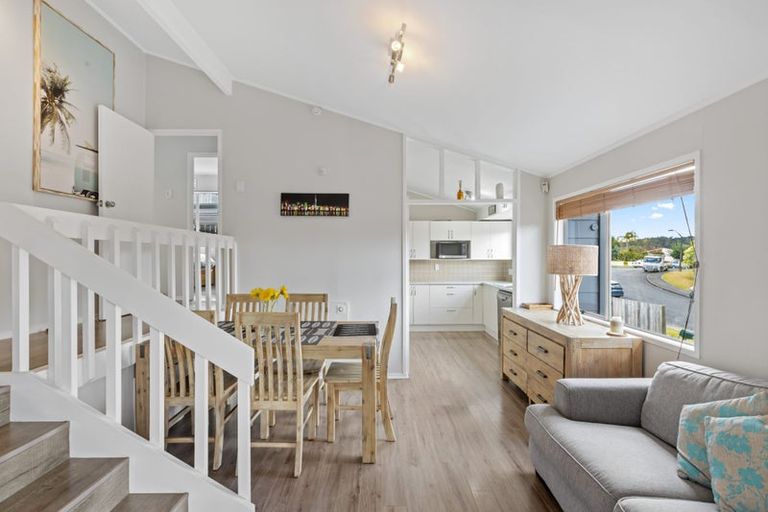 Photo of property in 6 Hatfield Heights, Hatfields Beach, Orewa, 0931