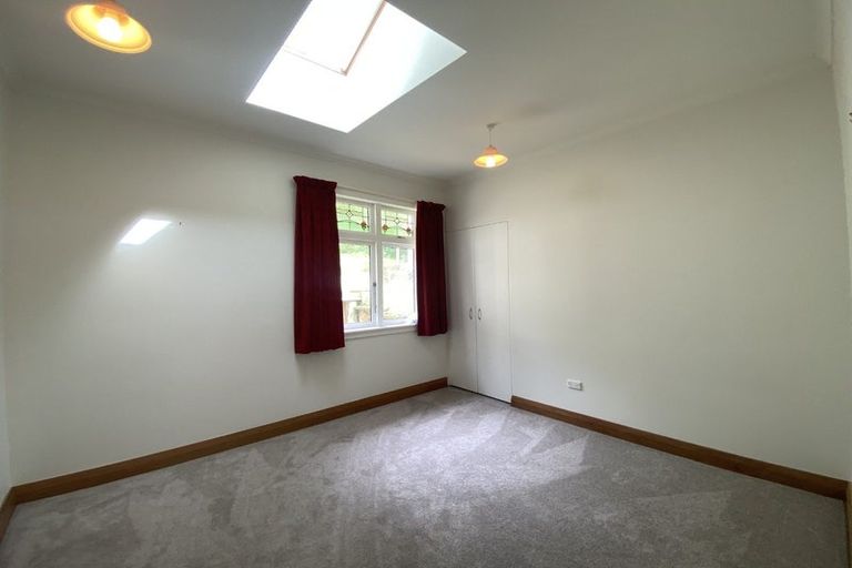 Photo of property in 32 Rodrigo Road, Kilbirnie, Wellington, 6022