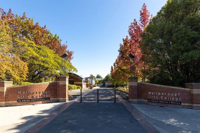 Photo of property in 5 Magnolia Drive, Springlands, Blenheim, 7201