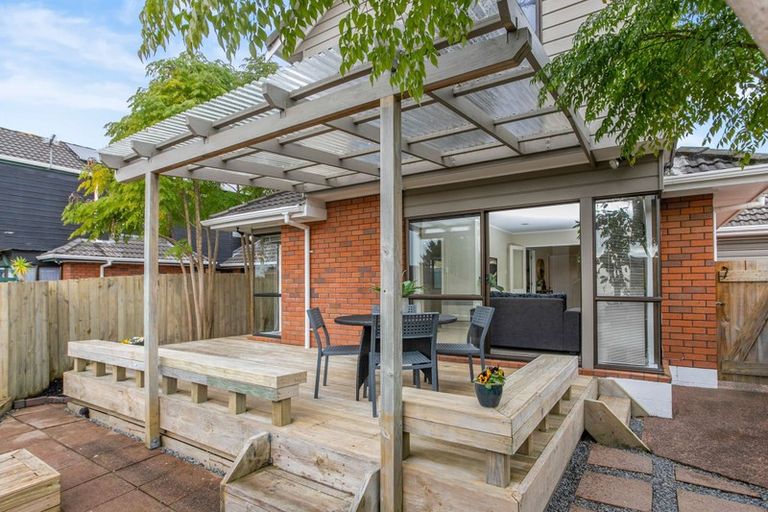 Photo of property in 90a Simmental Crescent, Somerville, Auckland, 2014