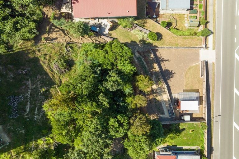 Photo of property in 37a Wairau Road, Picton, 7220