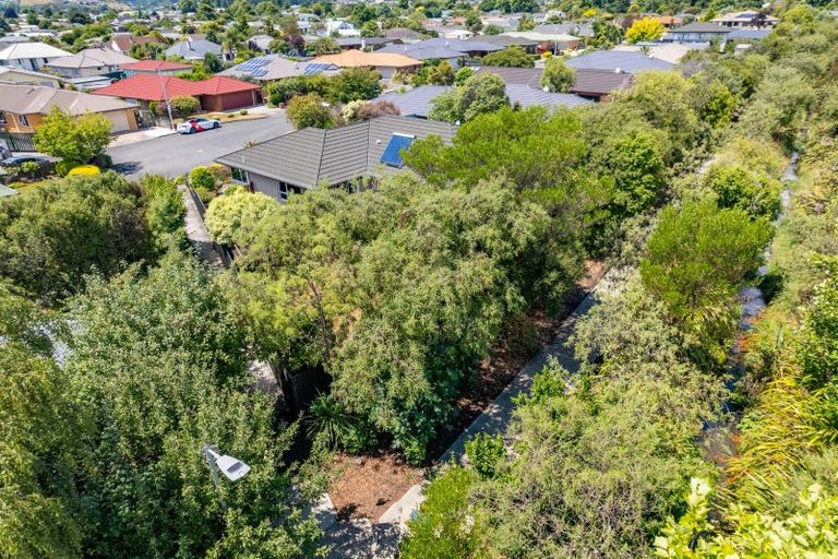 Photo of property in 21 Coleridge Place, Stoke, Nelson, 7011