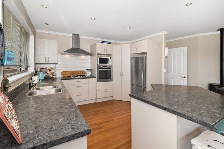 Photo of property in 19 Woodville Street, Leeston, 7632