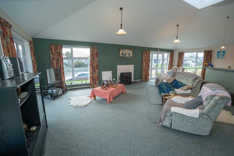 Photo of property in 93 Gimblett Street, Waikiwi, Invercargill, 9810