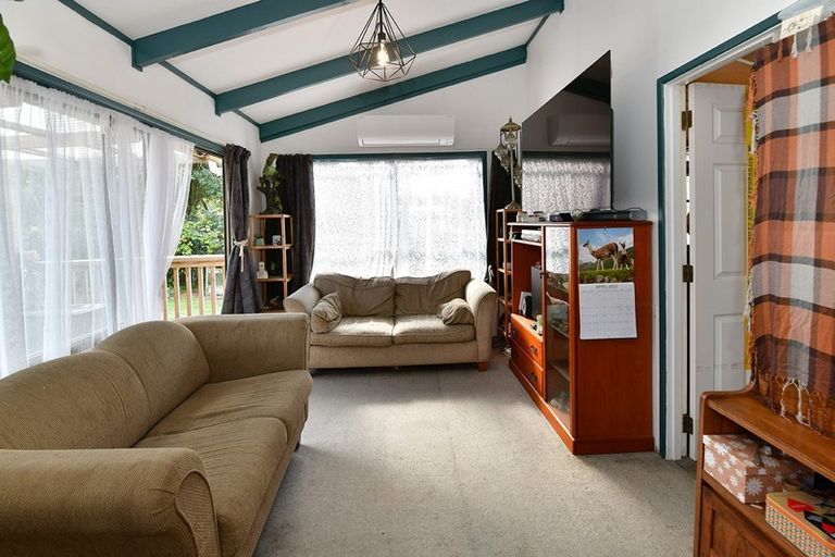 Photo of property in 44a Rautawhiri Road, Helensville, 0800