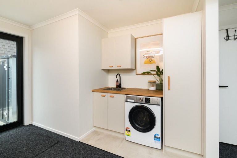 Photo of property in 24 Brightwater Terrace, Terrace End, Palmerston North, 4410