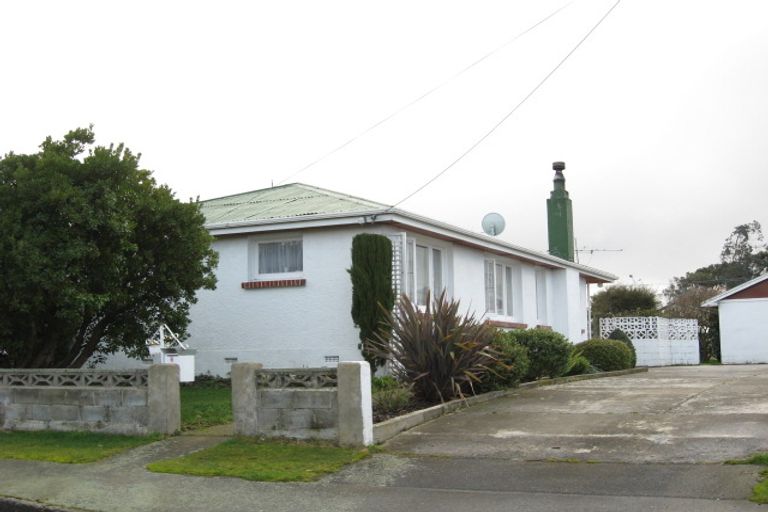 Photo of property in 6 Holloway Street, Waikiwi, Invercargill, 9810