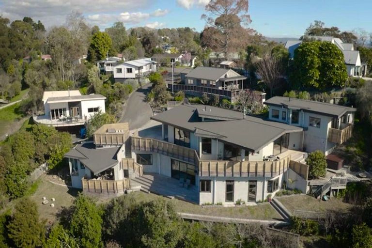 Photo of property in 14 Te Mata Peak Road, Havelock North, 4130