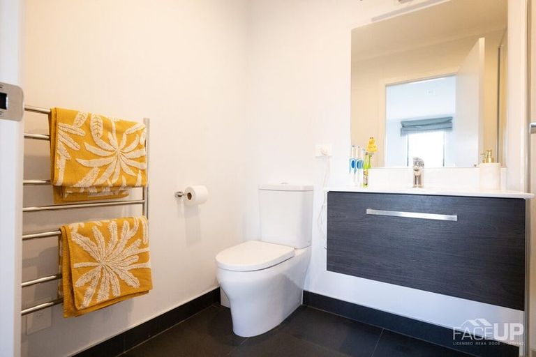 Photo of property in 10 Alexander Willis Crescent, Hobsonville, Auckland, 0616