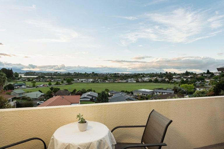 Photo of property in 2 Worsley Way, Bellevue, Tauranga, 3110