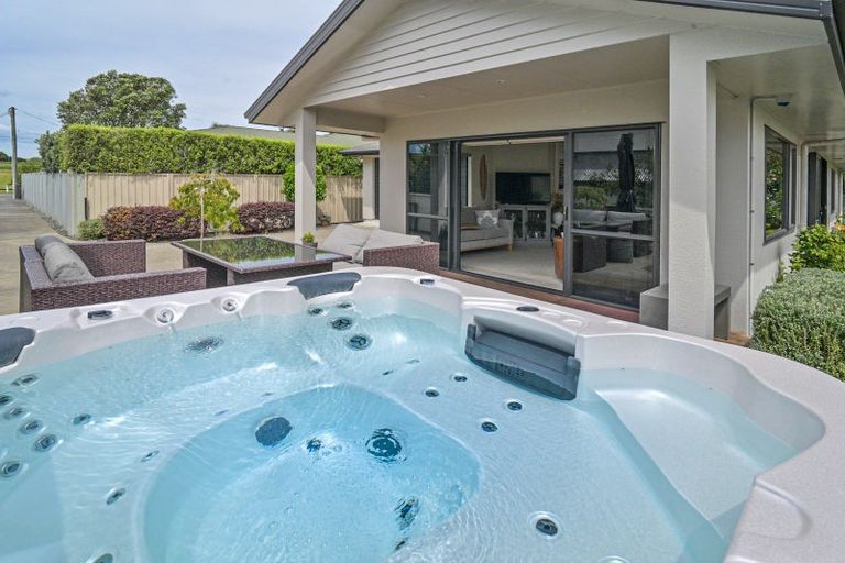 Photo of property in 26a Fulford Road, Havelock North, 4130