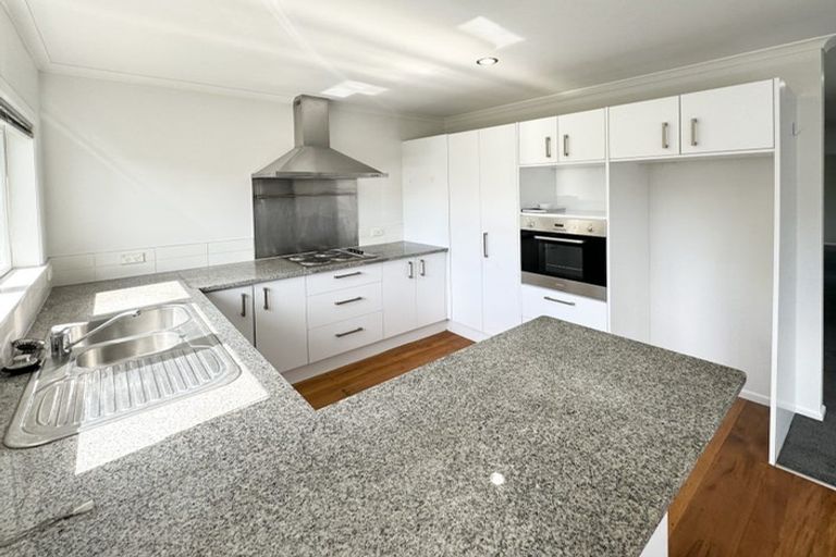 Photo of property in 79 Stanley Road, Glenfield, Auckland, 0629