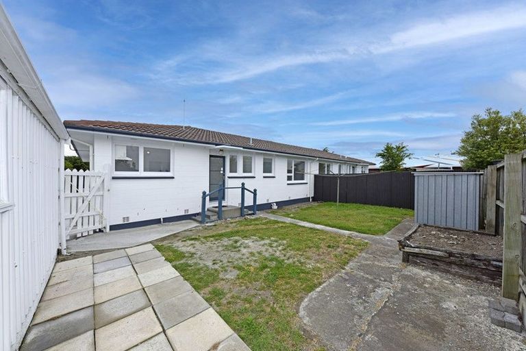 Photo of property in 1/69 Shortland Street, Wainoni, Christchurch, 8061