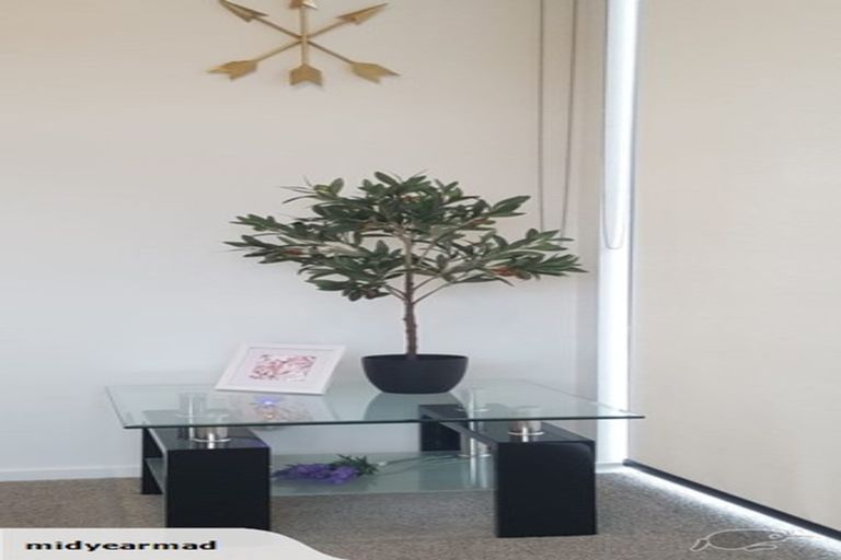 Photo of property in 1/86 Hurlstone Drive, Waiwhakaiho, New Plymouth, 4312