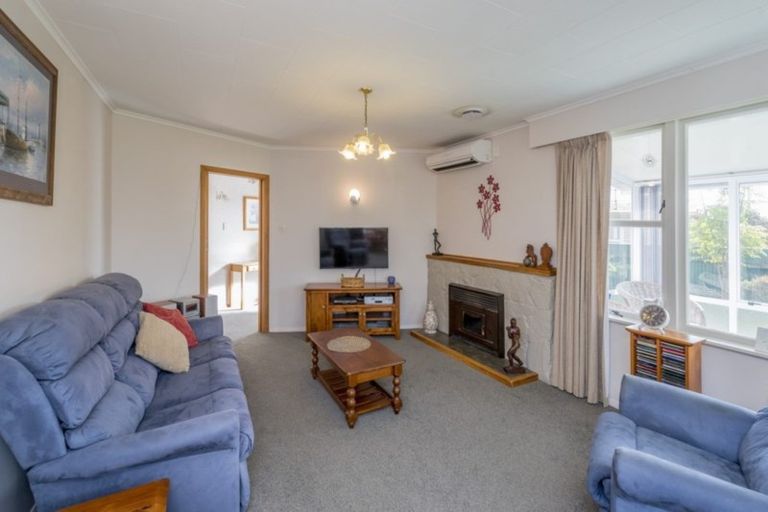 Photo of property in 628/628a Queen Street East, Levin, 5510