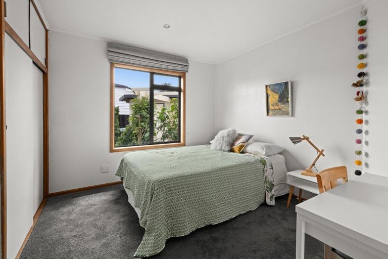 Photo of property in 12 Church Road, Taradale, Napier, 4112