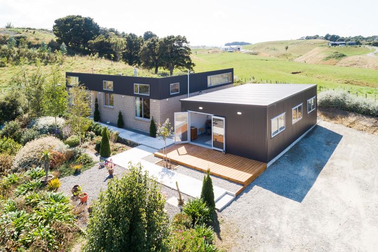 Photo of property in 15 Bush Lane, Feilding, 4775