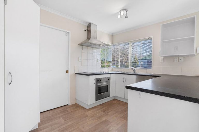Photo of property in 3 Hibernian Drive, Ranui, Auckland, 0612