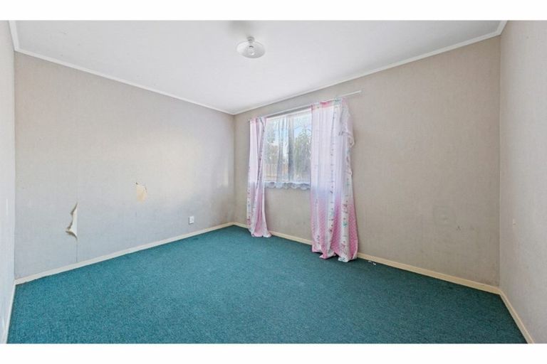 Photo of property in 1/41 Taitimu Drive, Weymouth, Auckland, 2103
