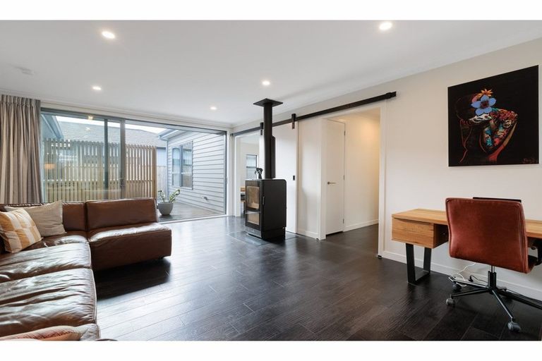 Photo of property in 35 Awatira Drive, Papamoa Beach, Papamoa, 3118