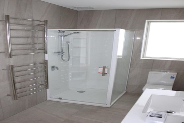 Photo of property in 38b Emerald Hill Drive, Birchville, Upper Hutt, 5018