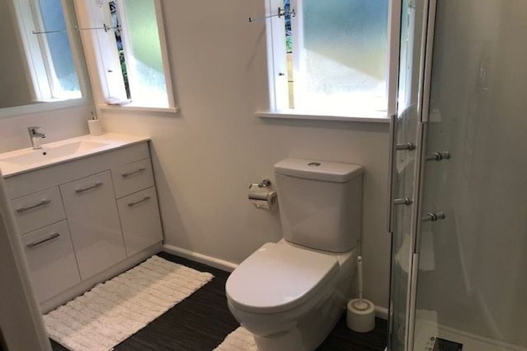 Photo of property in 7 Onslow Road, Khandallah, Wellington, 6035