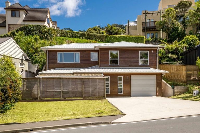 Photo of property in 43 Burma Road, Khandallah, Wellington, 6035