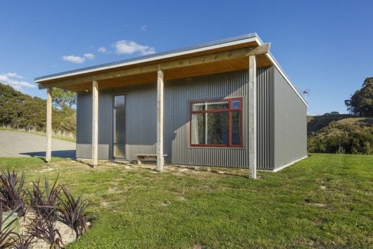 Photo of property in 62 Kingsdale Park Drive, Aokautere, Palmerston North, 4471