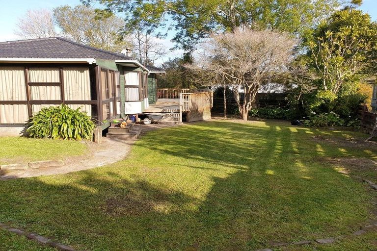 Photo of property in 9b Ribblesdale Road, Henderson, Auckland, 0612