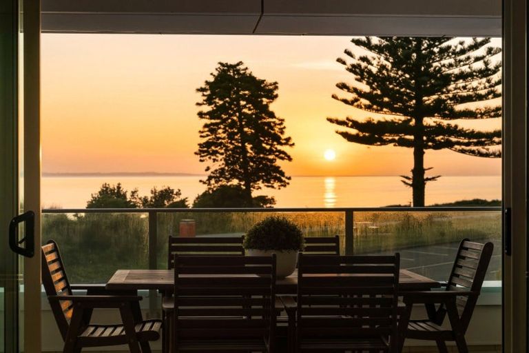 Photo of property in 201/136 Marine Parade, Mount Maunganui, 3116