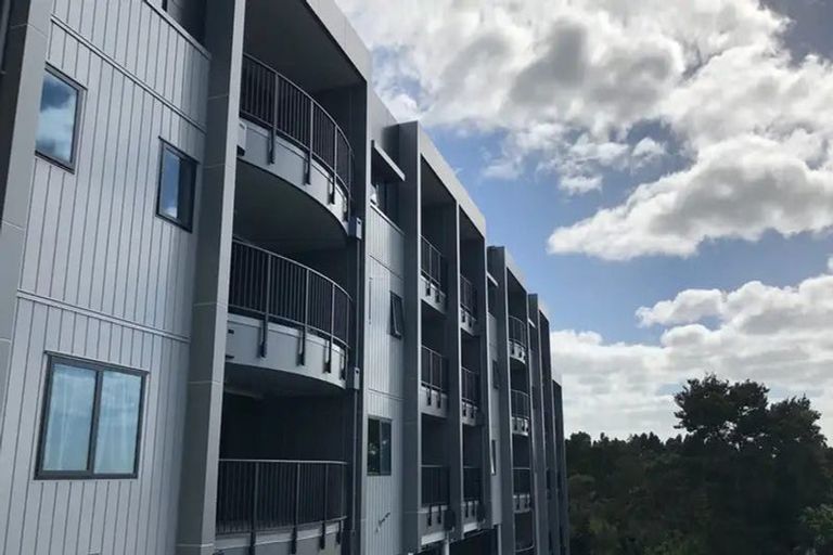 Photo of property in 18/241 Hinemoa Street, Birkenhead, Auckland, 0626