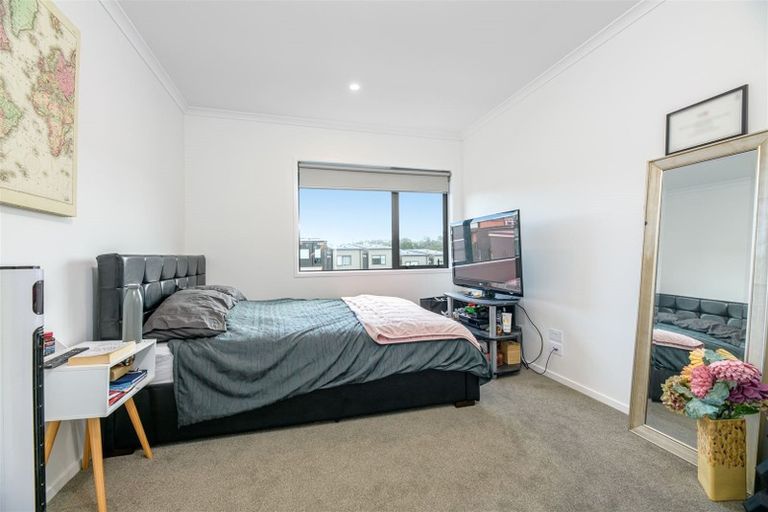 Photo of property in 38 Pennant Street, Long Bay, Auckland, 0630