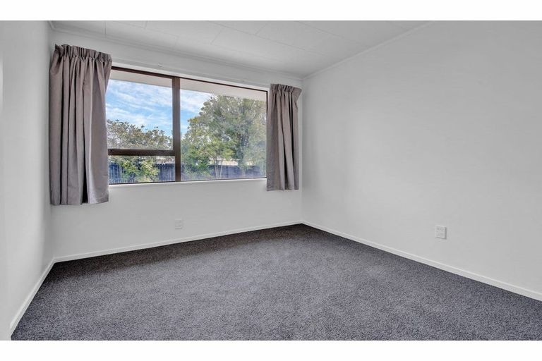 Photo of property in 17 Keighleys Road, Bromley, Christchurch, 8062