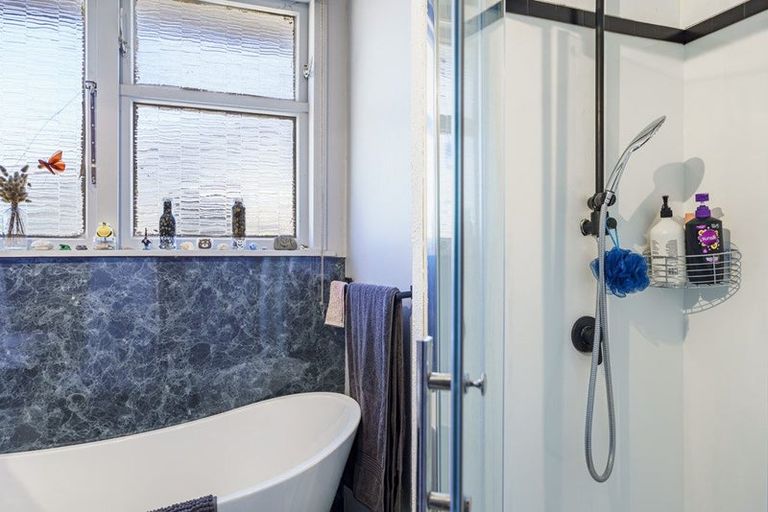 Photo of property in 27 Tasman Street, Havelock North, 4130