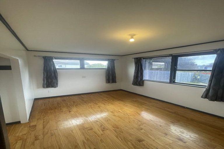 Photo of property in 5 Ainsdale Place, Manurewa, Auckland, 2102