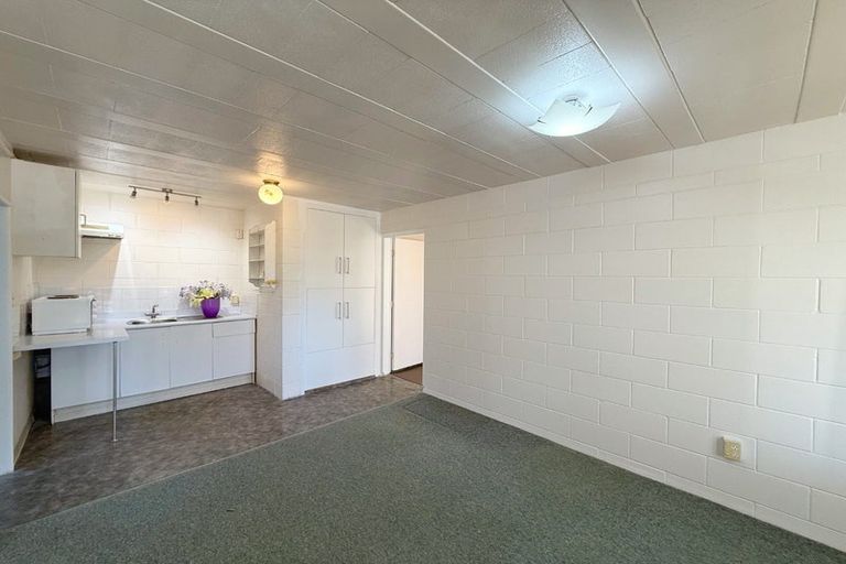 Photo of property in 27 Glendene Avenue, Glendene, Auckland, 0602