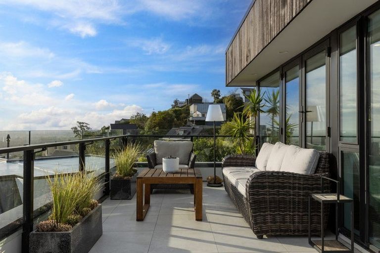 Photo of property in 1/8 Lookaway Place, Huntsbury, Christchurch, 8022