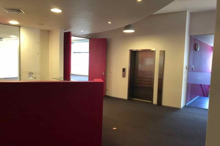 Photo of property in 48 Hanson Grove, Stokes Valley, Lower Hutt, 5019